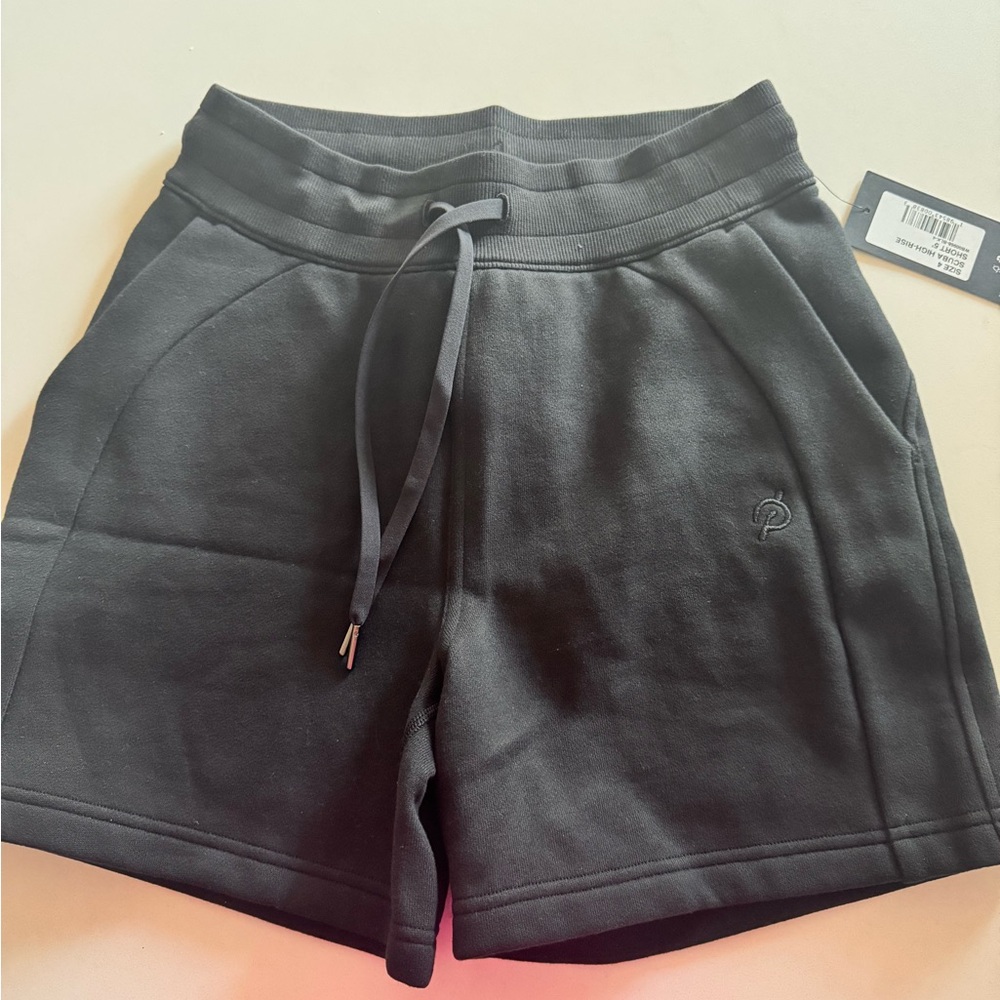 Peloton x Lululemon scuba high rise  Women's Shorts 5’